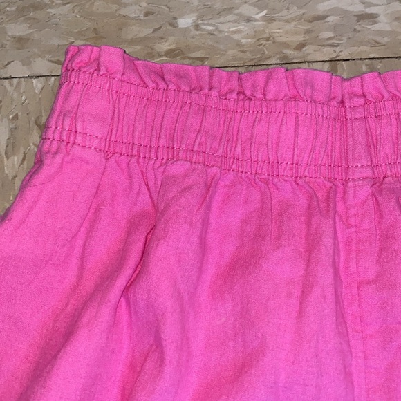 aerie Paperbag High Waisted Ruffle Hem Linen Blend Shorts in Bubble Gum Size XS - Picture 2 of 13